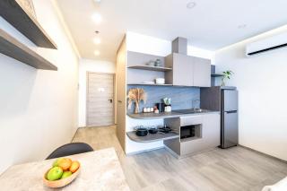 Cozy Boutique Apartment Near Boat Avenue - 9