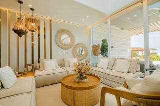 Luxury 3-Bedroom Villa with Private Pool & Jacuzzi - 3