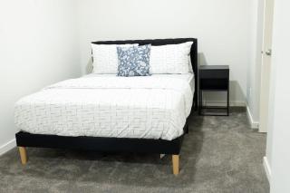 Cozy 2 Bedroom Basement Near Airport - 2