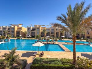 Water Views, Beach Pool Access! Mangroovy 2BR - 7