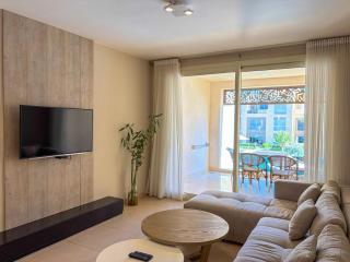 Water Views, Beach Pool Access! Mangroovy 2BR - 5