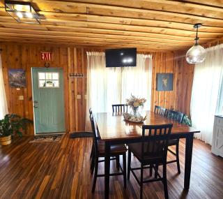 Unique Country Cabin Meets Farmhouse Modern!!! - 6
