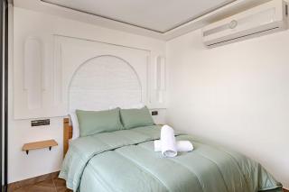 Studio - Balcony, Walk Everywhere - Beach & Medina - 9