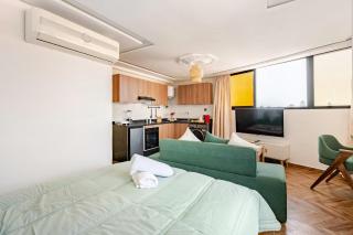 Studio - Balcony, Walk Everywhere - Beach & Medina - 6