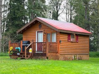 The Mustang Cabin - Bear Creek Cabins - 9
