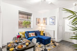 Stylish Garden Apartment 2 Beds 2 Baths with Free Parking - 4