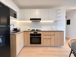 Amazing Castilla Park View 2BR Lince - 3