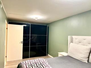 Spacious Scandinavian Apartment with free Parking - 3