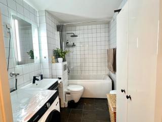 Spacious Scandinavian Apartment with free Parking - 1