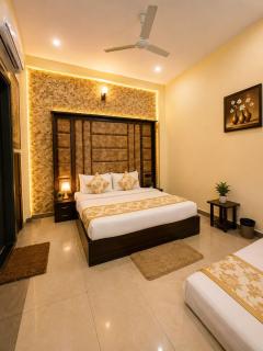 Hotel Silverkey Inn - Mathura - 5