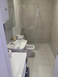 Aquaduct Residence - 1