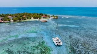 Ray Caye Island Resort - 3