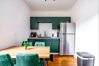 Jungle House Luxury Stays - Downtown Chillicothe - 1