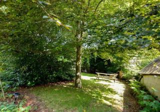 1 Bedroom Apartment Victorian Property & Gardens - 6