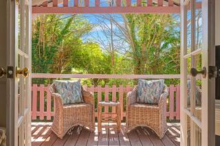 Bergonia by Hyams Beach Seaside Cottages - 7