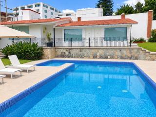 Luxury 5-Suite Mansion with Heated Pool - 9