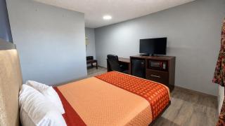 Ada Inn & Suites - 9