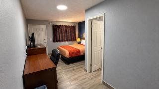 Ada Inn & Suites - 7