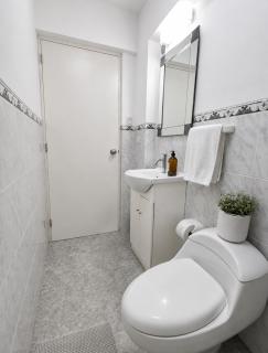 Miraflores Central Habitacion con baño compartido - 4