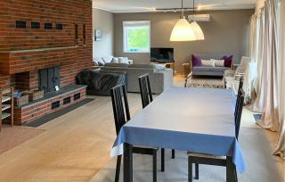 3 Bedroom Awesome Apartment In Mandal - 6
