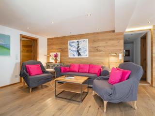 Premium Mountain View Suite - 8