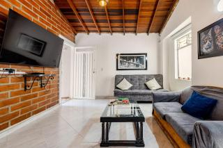 Casa comoda en Laureles cerca del Estadio y la 70 "Máx 8 huéspedes - 0
