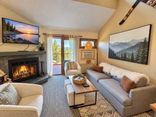 Moose Mtn Retreat | Ski-In/Ski-Out | Pool & Hot Tub - Lutsen - 2