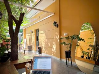 The Layer Garden, Pool & Retreat - 0