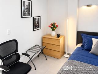 A06 KING PREMIUM Suite Cocina Terraza Companies Work Teams 1-2 PAX - 4