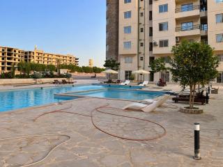 Alhambra Falls Studio, Airport Road, View, Swimming Pool - 1