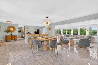 Wildlife Lakefront, Heated Pool, Quiet Retreat - Holmes Beach - 4