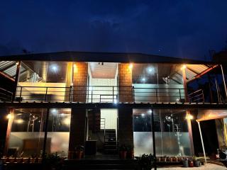 Crystal Leaf Estate - Glass House - 7