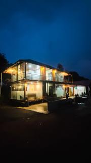Crystal Leaf Estate - Glass House - 5