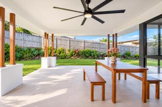The Shailer Escape - Luxury Home with Private Pool - 8