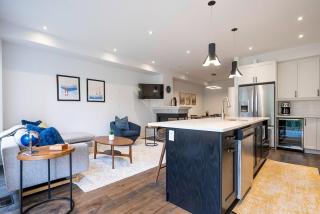Blue Mountain Townhome - Patio Shuttle Trails - 8