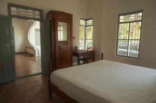 80 Yr old 5 Room entire Villa near beach - 6