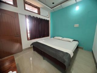 Comfort Stay Inn - 1