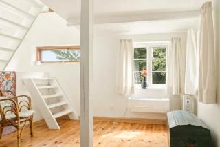 Quiet Hideaway Surrounded By Nature - 1