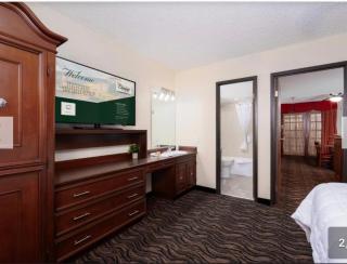 MCM Eleganté Suites - 8