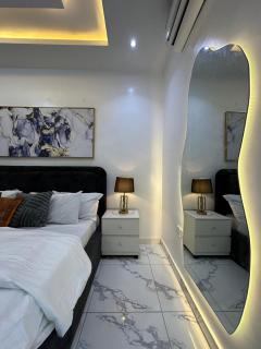 Serene & Stylish 2-Bedroom Duplex in Magodo Phase 1 - 5