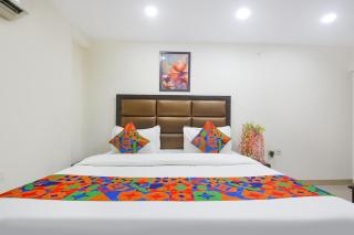 FabHotel SBS Palza - 6