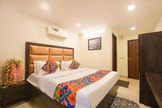FabHotel SBS Palza - 5