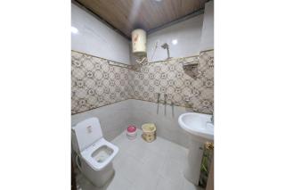 Hotel The Royal Crown - 9