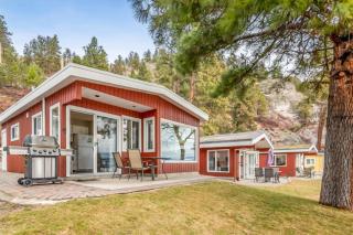 The Perfect Getaway Cabin in the Okanagan #6 - 8