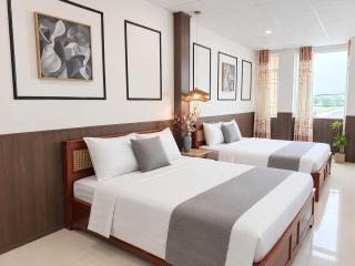 Uyên Riverside Hotel Bạc Liêu - 4