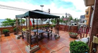 Red Balcony Hotel - 4