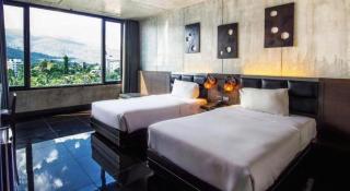 B2 Black Business and Budget Hotel - 2