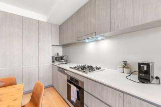 Charming Central Apartment Home RundleMall - 4