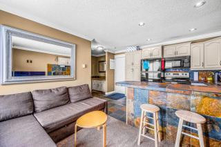 Winter Escape On Perfection - Ski In Out, Pool & Hot Tub - 6