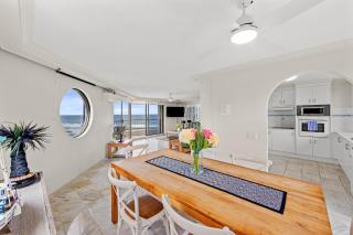Beachside Oasis Sand Ocean River Mountain Views - 9